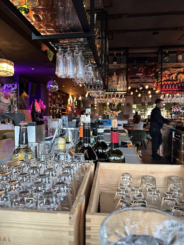 Rooftop Globus, Schweizergasse 11, 8001 Zürich