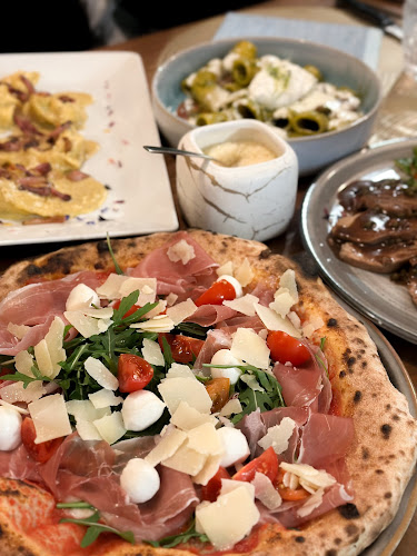 Rue de Vermont 37, 1202 Genève