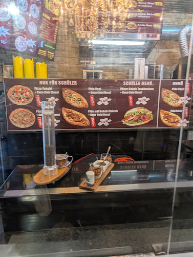 Comentarii opinii despre Take-Away Pizzeria Döner Mehdi