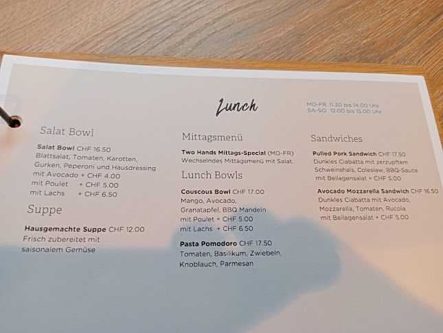 Opinii despre Two Hands Restaurant în Luzern - Gastronomie und Hotellerie