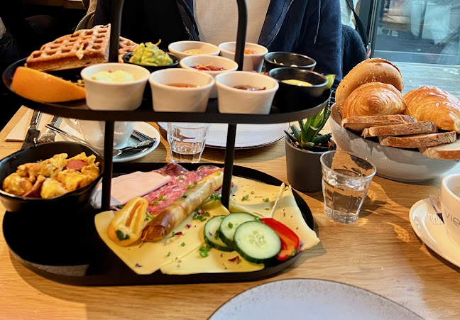 Restaurant, Café & Bar Vierzehn - Riehen