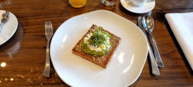 Quai du Mont-Blanc 11, 1201 Genève