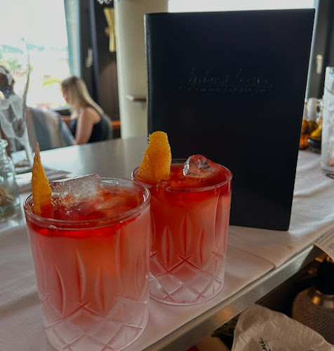 Jules Verne Panoramabar