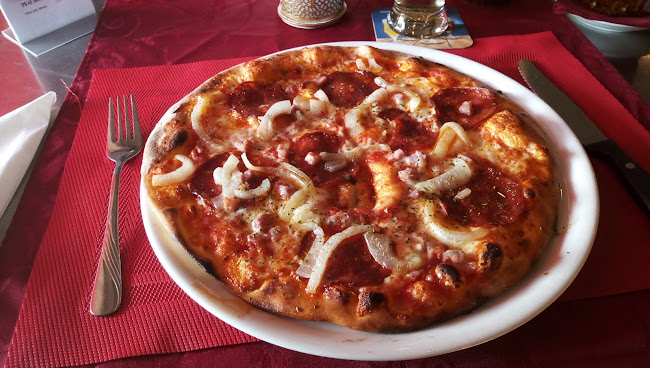 Opinii despre Holzofen Pizzeria Bella Pizza & Pizza Lieferdienst în Nidau - Gastronomie und Hotellerie