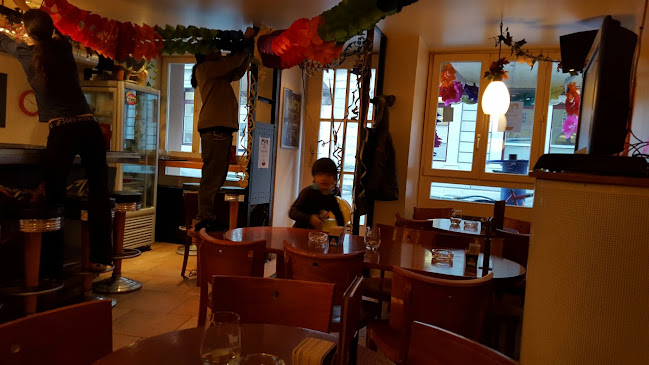 Comentarii opinii despre Pascha Bar