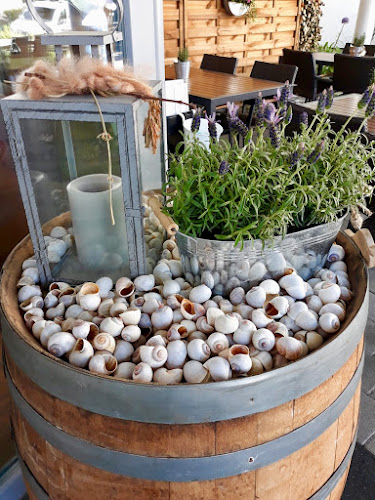 Cafe Restaurant Gellert - Gastronomie und Hotellerie