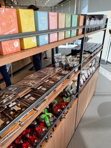 Hofwiesenstrasse 135, 8057 Zürich