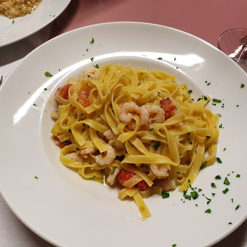 Opinii despre Nonna Rosetta în Solothurn - Gastronomie und Hotellerie