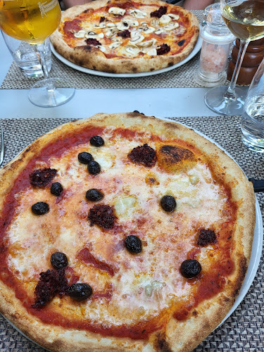 Comentarii opinii despre Ristorante Castello Winterthur