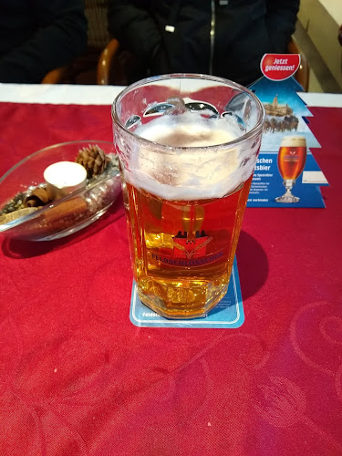 Opinii despre Café Restaurant Treff în Bern - Gastronomie und Hotellerie