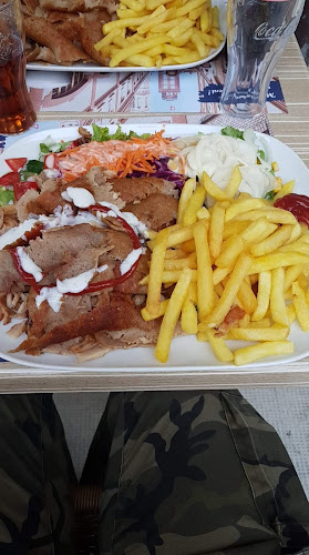 Opinii despre Pizza Pâte kebab(kebap)restaurant în Geneva - Gastronomie und Hotellerie