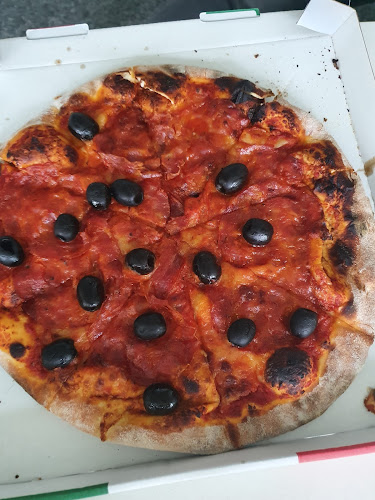 Opinii despre Grottino în Emmen - Gastronomie und Hotellerie