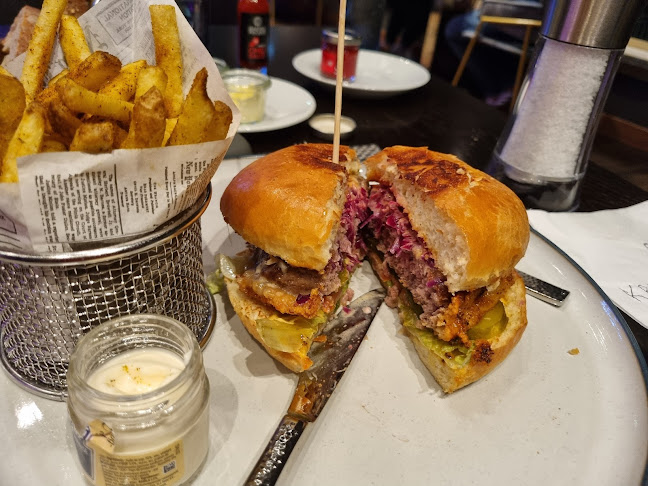 Comentarii opinii despre Equinox Restaurant