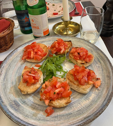 San Lorenzo - Gastronomie und Hotellerie