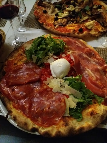 Comentarii opinii despre Pizzeria Calabria Dai 3 Fratelli Scalea