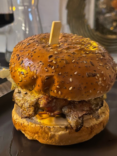 The BUST - Burger & Steak Restaurant - Herrliberg