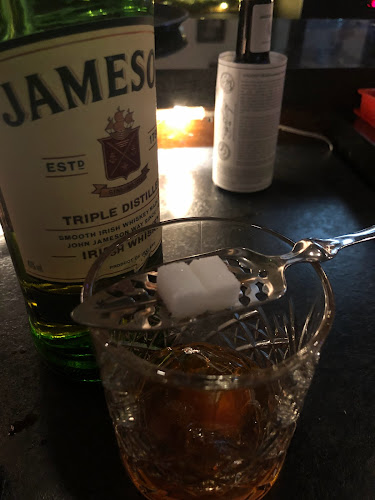 Opinii despre Sopranos Café în Luzern - Gastronomie und Hotellerie