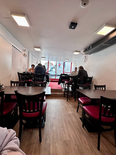 Long Wai - Gastronomie und Hotellerie