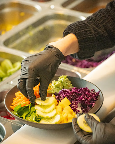 Poke & Co - Gastronomie und Hotellerie