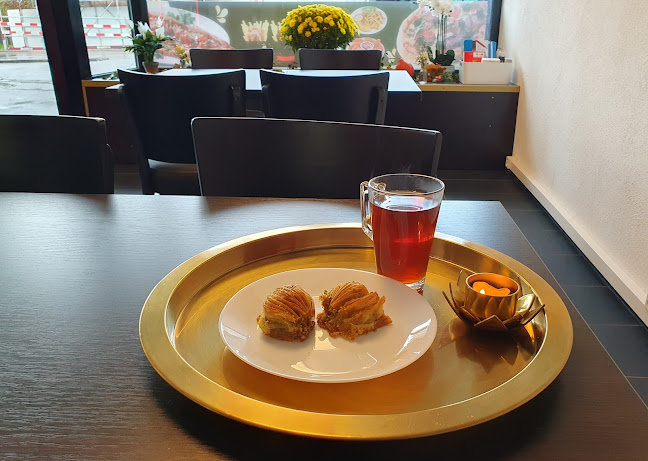 Grüningerstrasse 11, 8624 Grüt, Schweiz