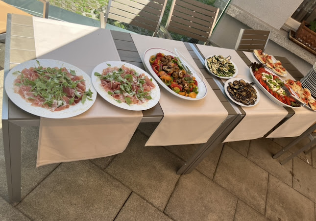 Opinii despre Tricolore în Oberengstringen - Gastronomie und Hotellerie