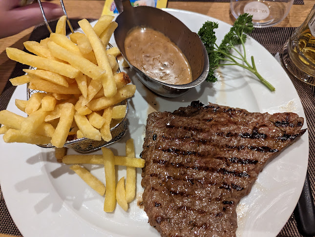 Via S. Gottardo 40, 6596 Gordola