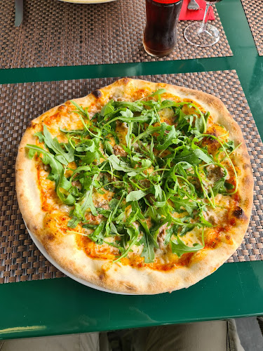 Opinii despre Terronia Ristorante Pizzeria în St. Gallen - Gastronomie und Hotellerie