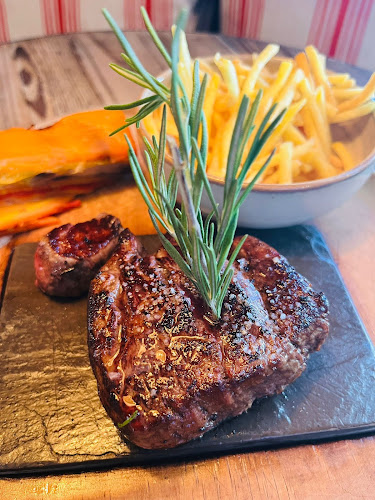 Twin Peaks Restaurant - Crans-Montana