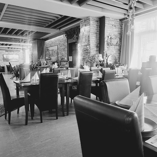 T'ga za jug - Gastronomie und Hotellerie