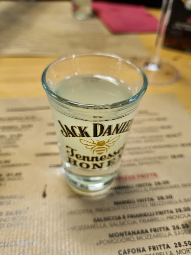 Comentarii opinii despre Artigiano Pizzeria Napoletana Bern