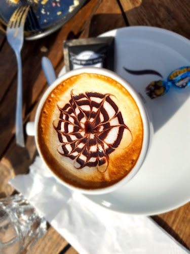 Opinii despre Café Ccino în Aarau - Gastronomie und Hotellerie