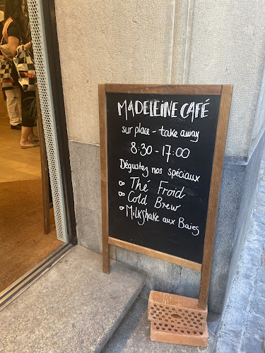 Madeleine - Café, Livres & Co - Lausanne