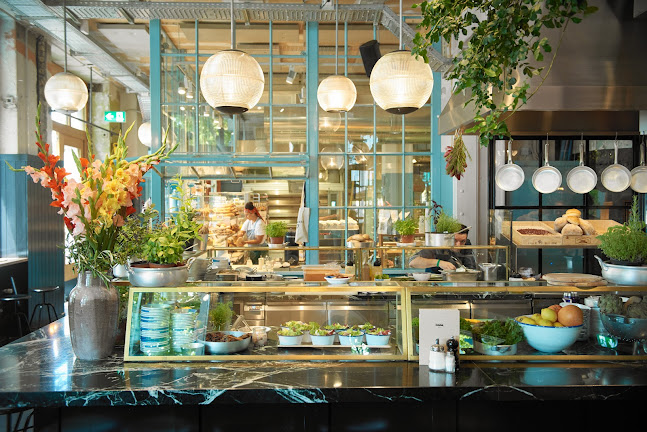 BANK - Restaurant & Bar