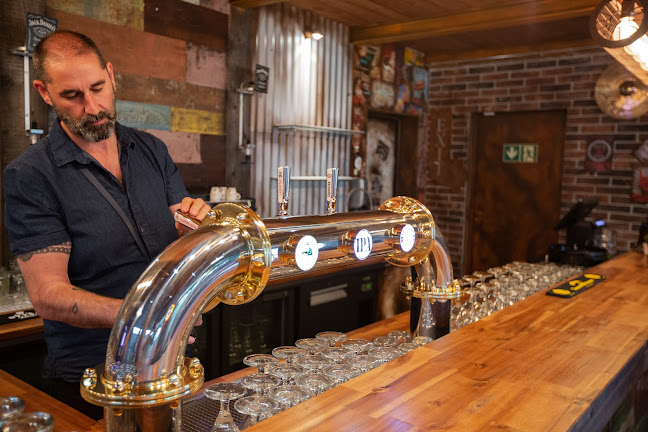 Opinii despre Easy Rider Lounge în Morges - Gastronomie und Hotellerie