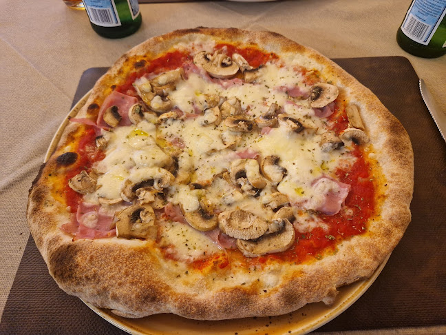 Opinii despre La Vita è Bella în Le Locle - Gastronomie und Hotellerie