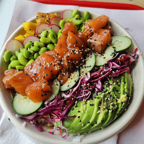 Opinii despre Eat & Play Renens în Renens - Gastronomie und Hotellerie