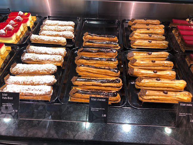 Opinii despre Zenhäusern Sion Place du Midi în Sion - Gastronomie und Hotellerie