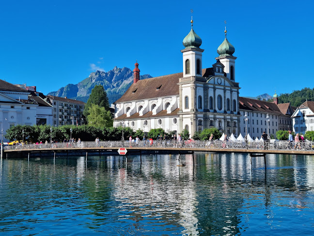 Luzerner Wochenmarkt - Gastronomie und Hotellerie