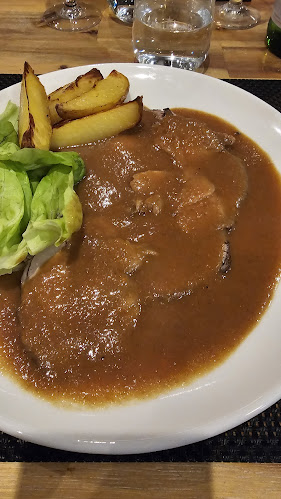 Opinii despre Ristorante Schützenstube în Pratteln - Gastronomie und Hotellerie