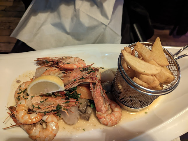 Opinii despre PLAN B Lausanne în Lausanne - Gastronomie und Hotellerie