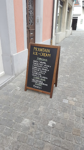 Opinii despre BOB'S FOOD STORE Coffee & Tea House în Zug - Gastronomie und Hotellerie