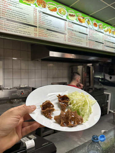 Baris imbis - Gastronomie und Hotellerie