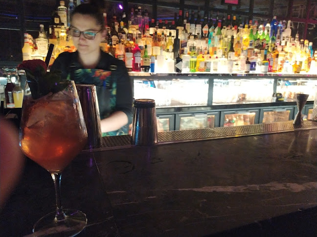 Crapule Club - Gastronomie und Hotellerie