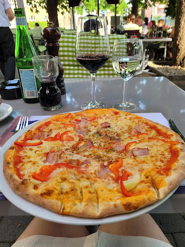 Opinii despre Al Giardino în Basel - Gastronomie und Hotellerie