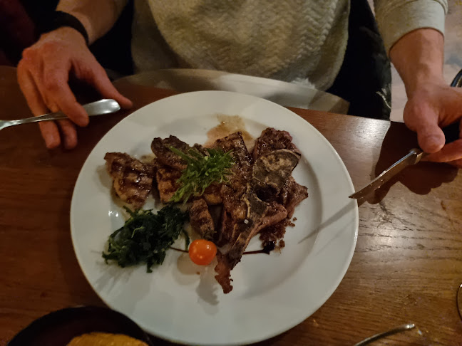 Opinii despre Simon's Steakhouse Grill & Restaurant & Bar în Zürich - Gastronomie und Hotellerie