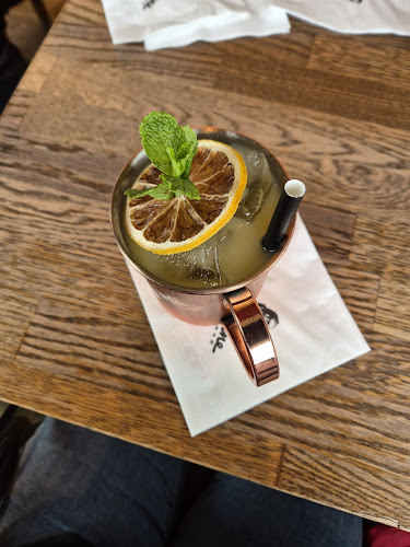 Jules Verne Panoramabar - Gastronomie und Hotellerie