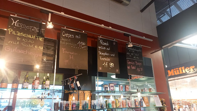 Opinii despre Cappuccino Club în Lupfig - Gastronomie und Hotellerie