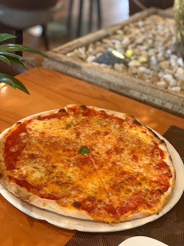 Pl. du Marché 6, 1820 Montreux