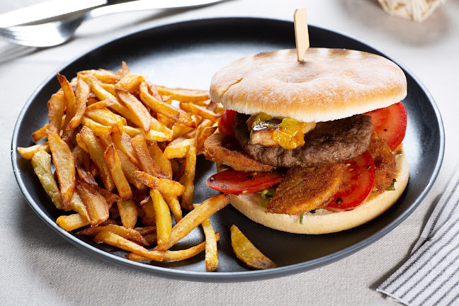 Rue du Puits-Godet 10 a, 2000 Neuchâtel