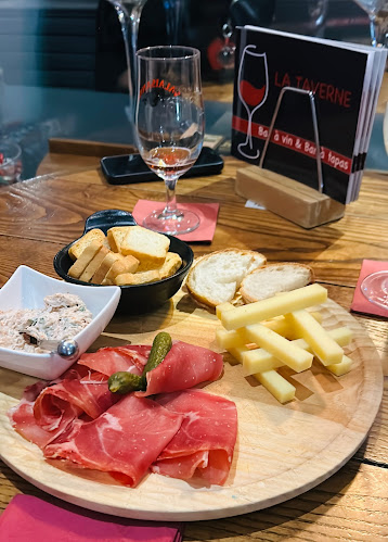 La Taverne Bar a Vins et Tapas - Gastronomie und Hotellerie